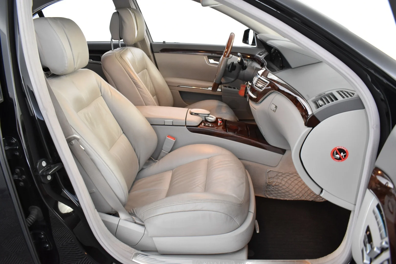 Car Image - 77xM3zPCrzL73sQb3sfyeU