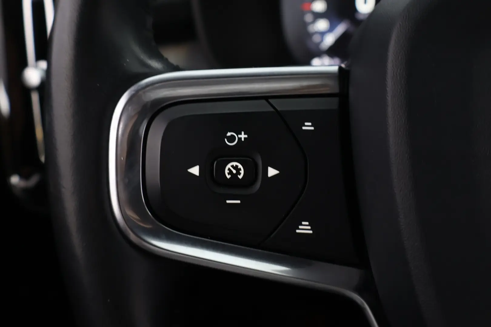 Car Image - 14GtTpvFEddWXQkFWaTIgR