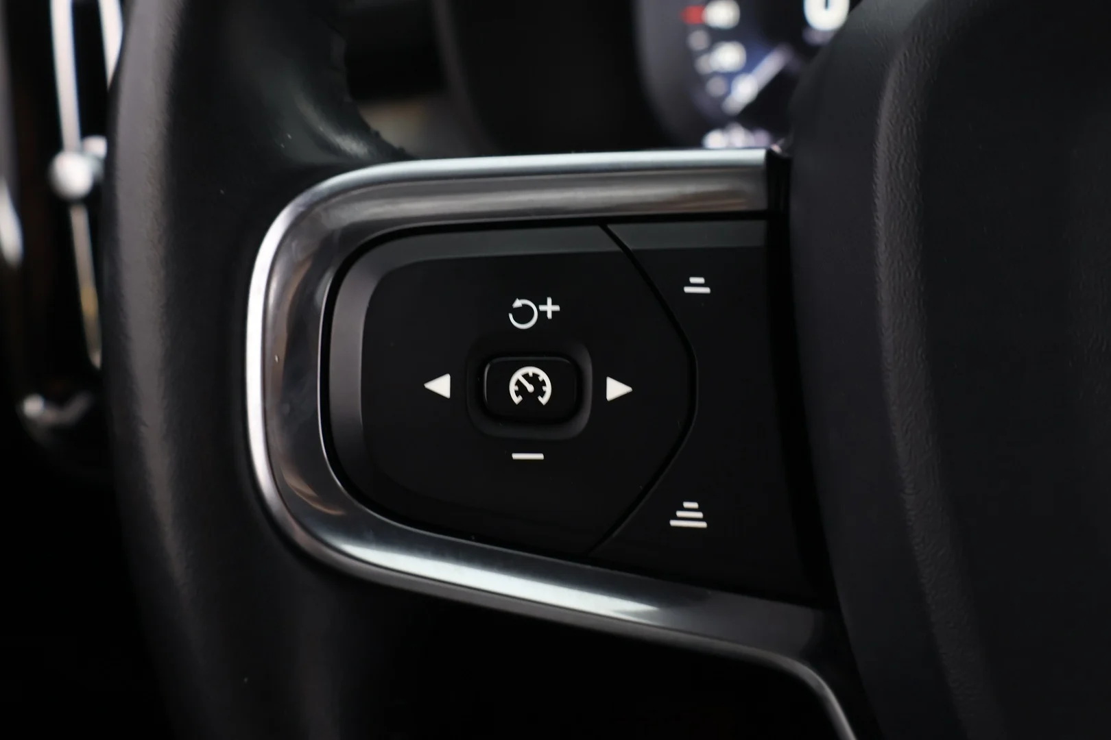 Car Image - 14GtTpvFEddWXQkFWaTIgR