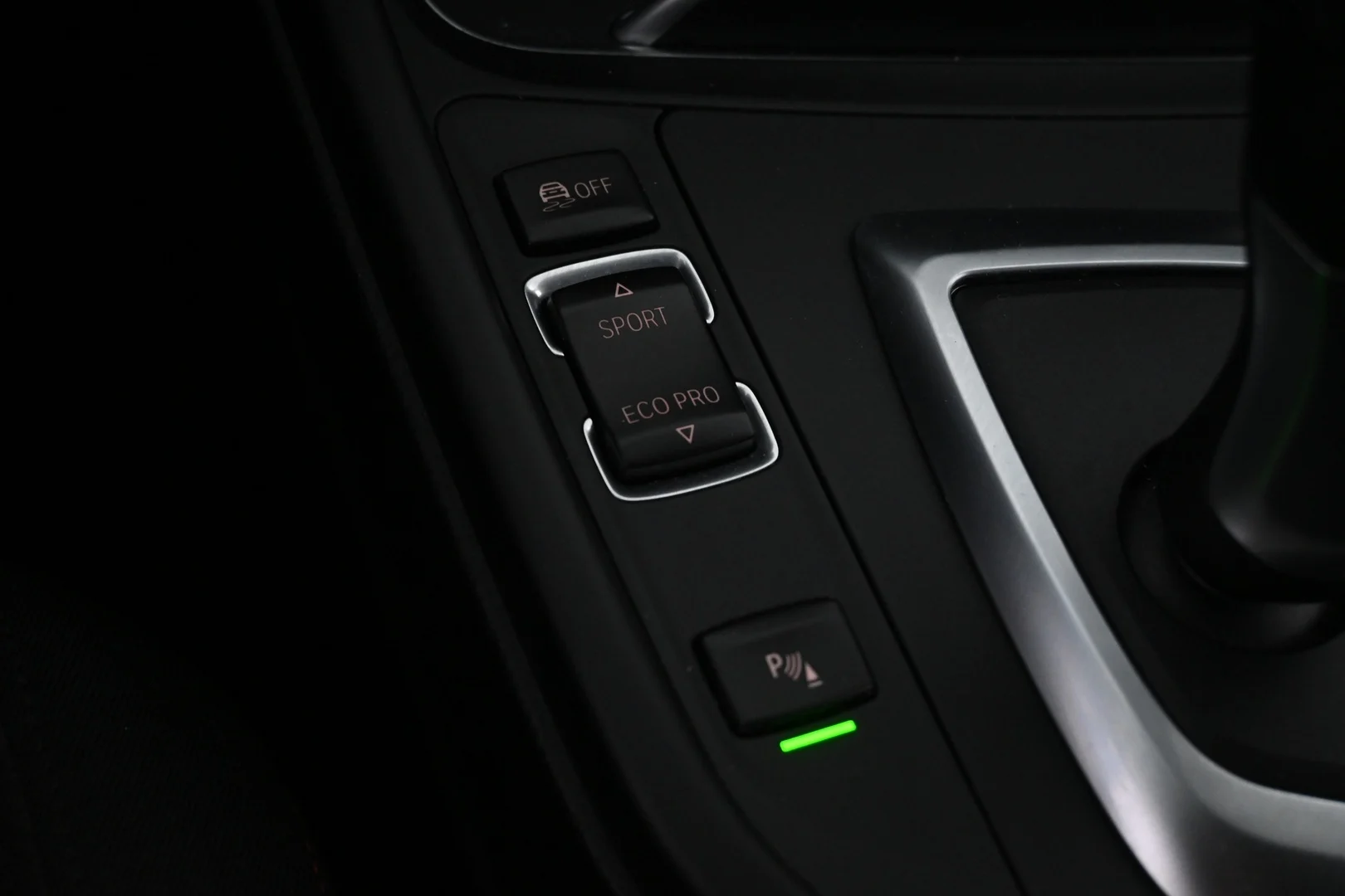 Car Image - 7b8YInhflrW61MMnq5zoPP
