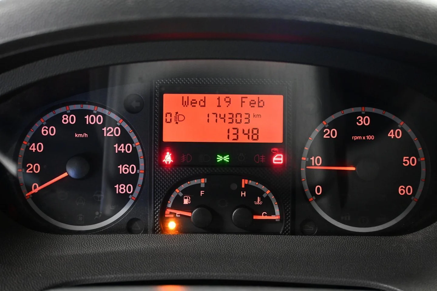 Car Image - FwLnQaOyR1viPrMTaf93v
