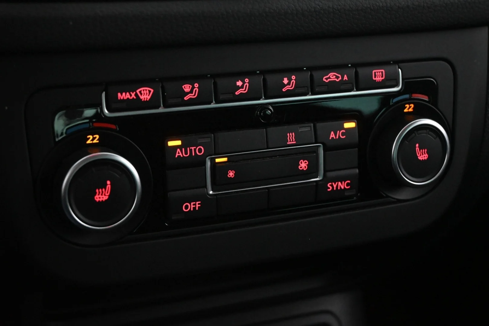 Car Image - 2jsa5pxqfQYAlQUCIvXHPi