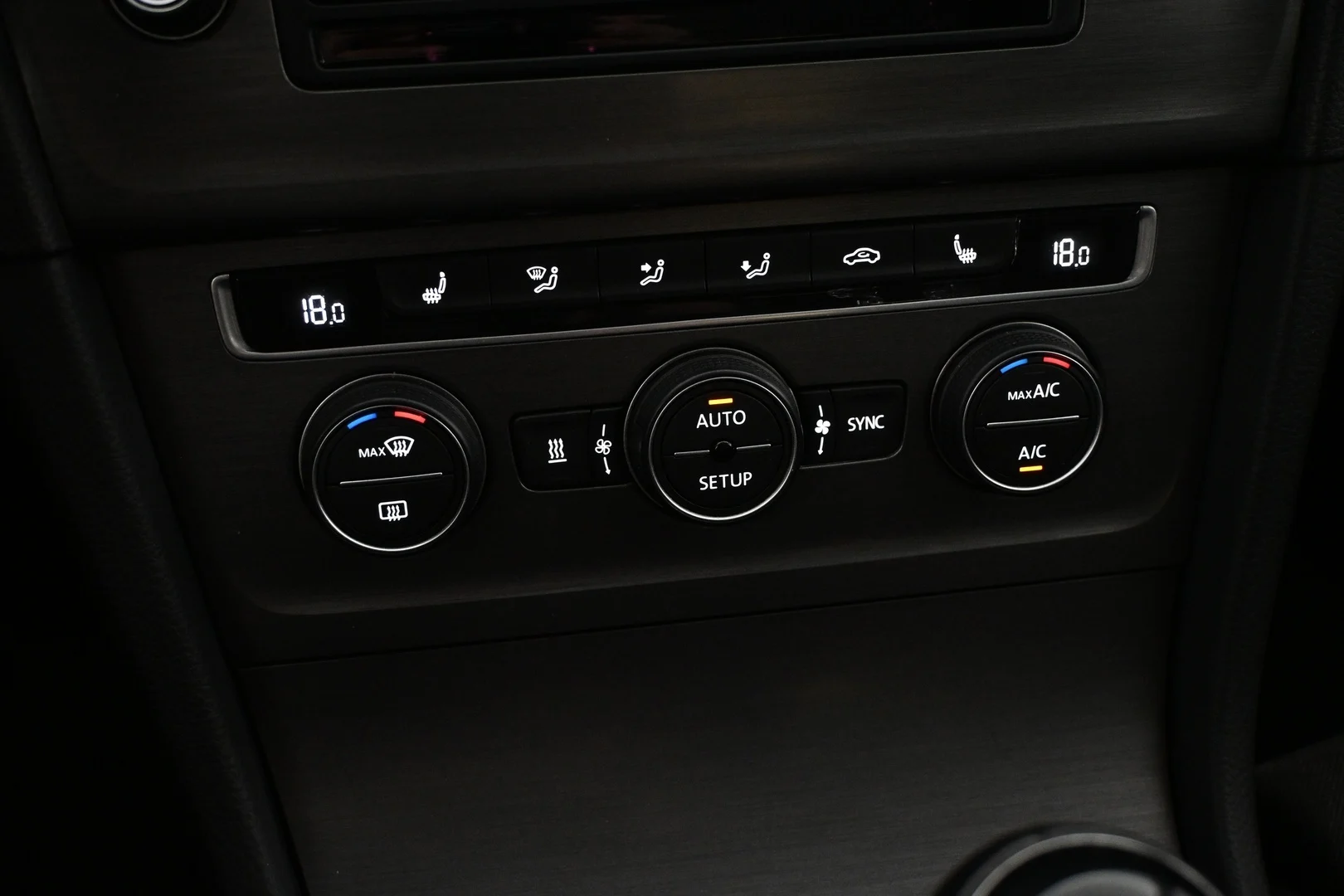 Car Image - 2W0RMaahkwSesi1YlWqHFZ