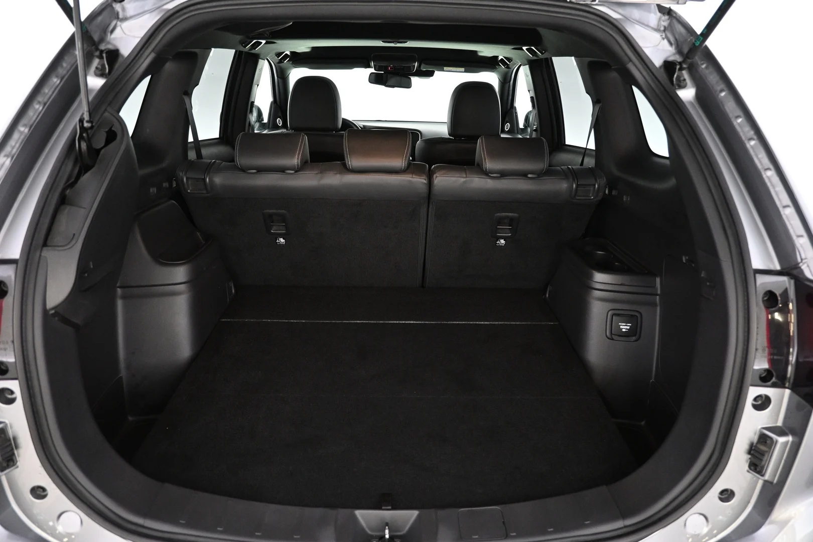 Car Image - 7JLLOYOWhRTJyrYEQBKF9C