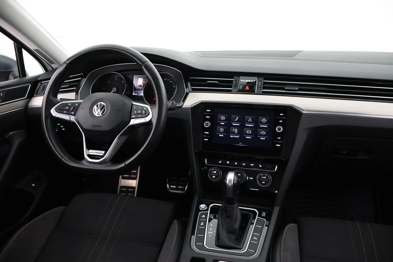 Car Image - X9WfaEfMGBUPVxn56RXbe