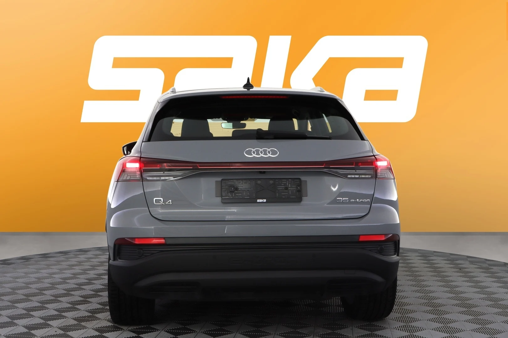 Car Image - 5oNVJSiqwqsxccl778ojRj