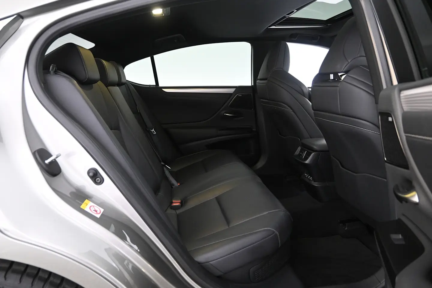 Car Image - 317htcsYAVpnjOc4mMGSsM