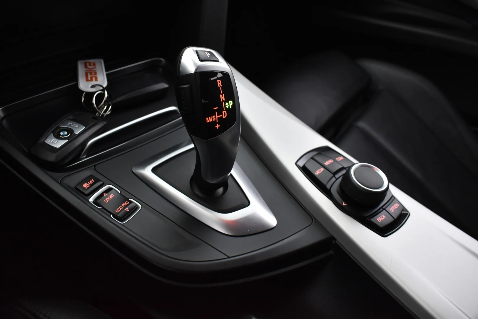 Car Image - dz4it0se5Bb8LO6S9mccU