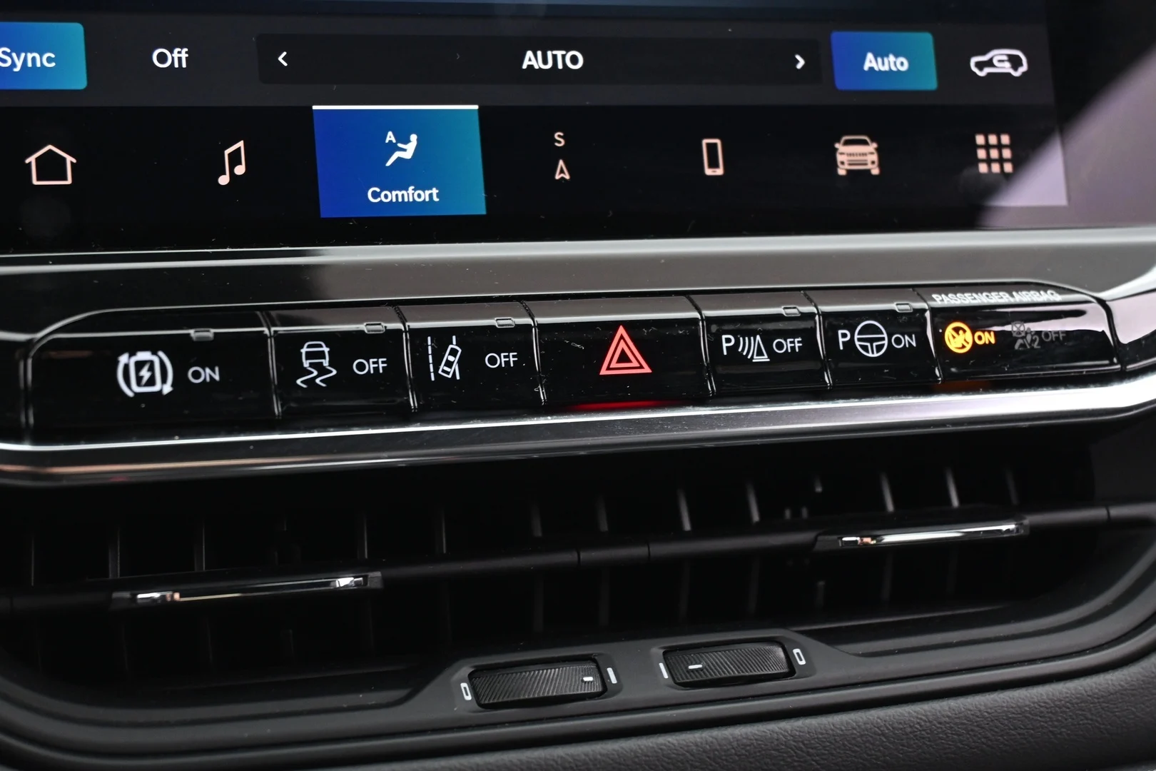 Car Image - 3j2mIhjjh9RvihyQD3itHR