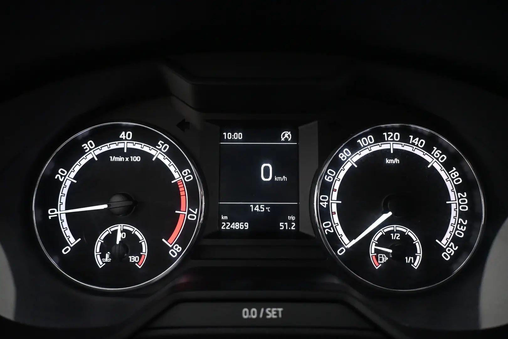 Car Image - 50XDz0X1WkifjD0N6DGGj4