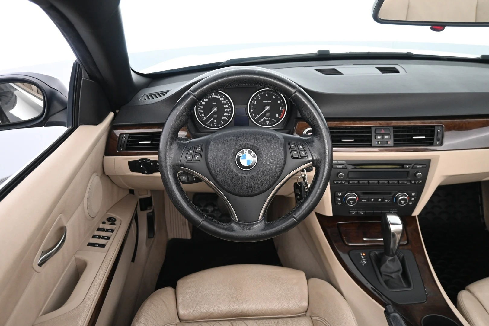 Car Image - 5c2901n5n9Pq1IcAXtf9M4