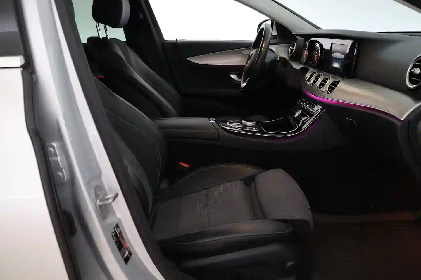 Car Image - 3vuCOsXcaWdH9JIfBpmx8B