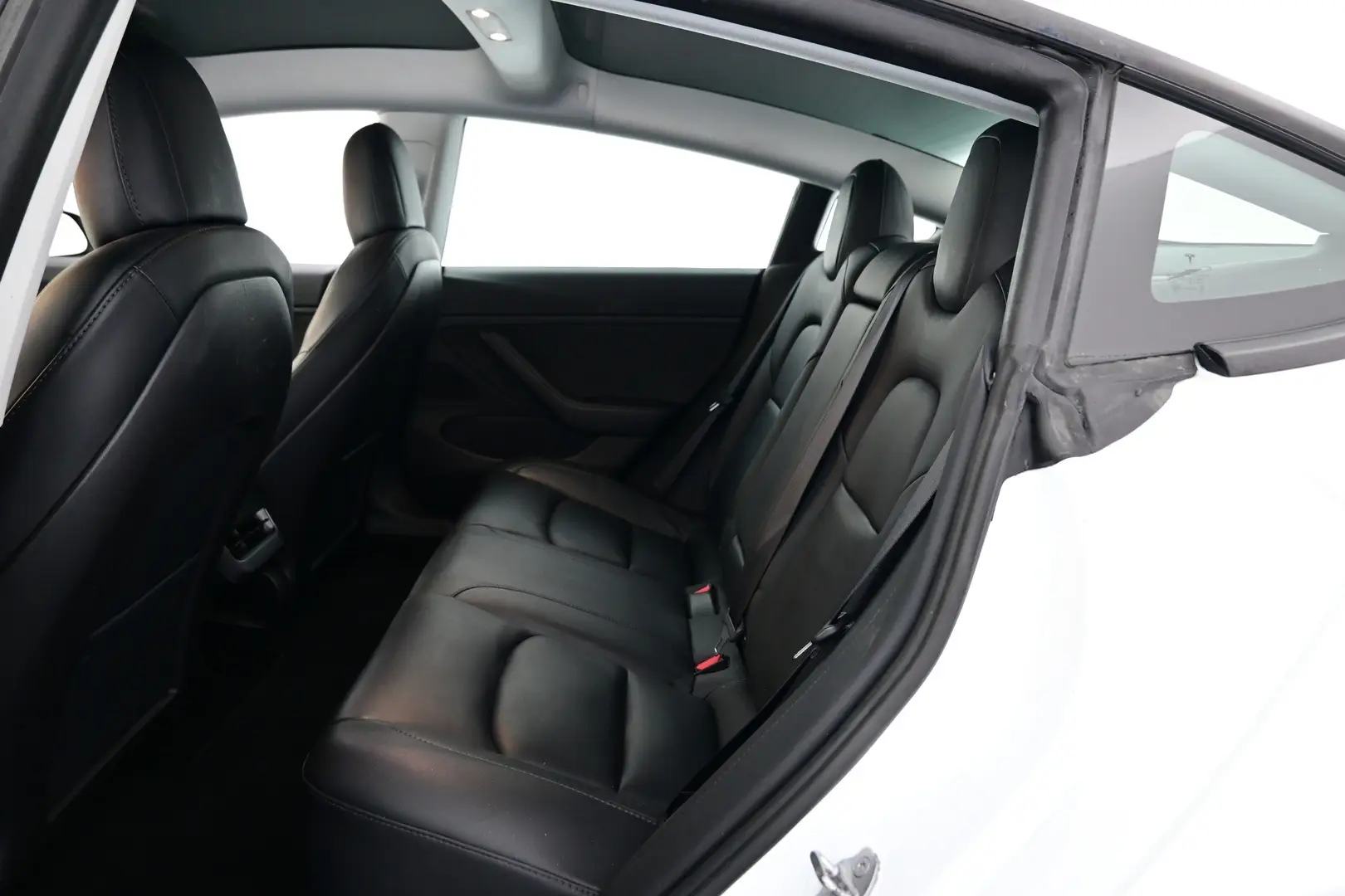 Car Image - 1IR7cIvtt3X0TfyM5X1Ygj