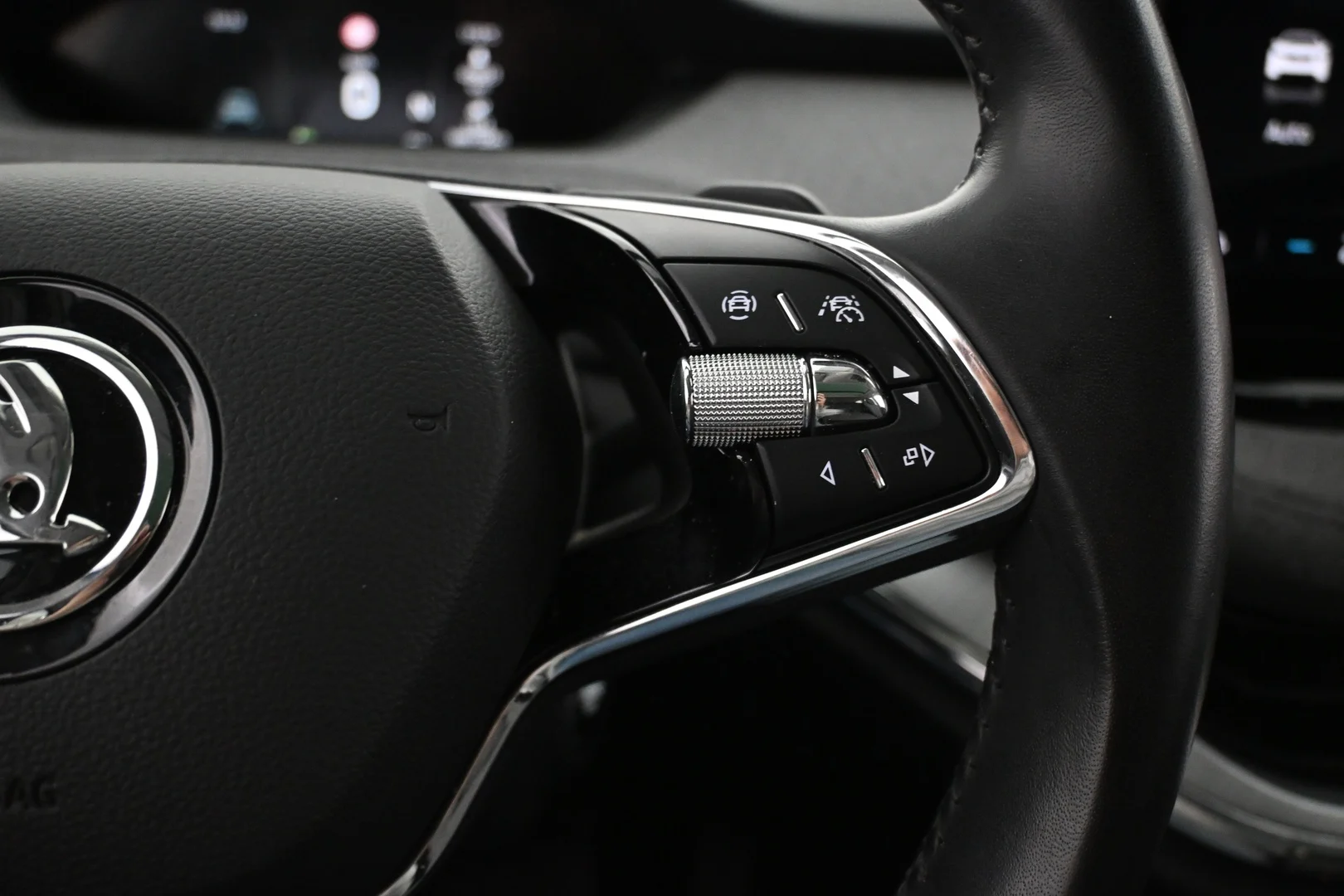 Car Image - TdXmtD8o5VZ0e3lbEPxZ3