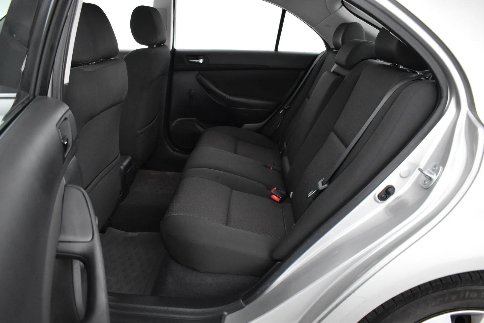 Car Image - 2q50RGyxhWfQJbCkbFjWVT
