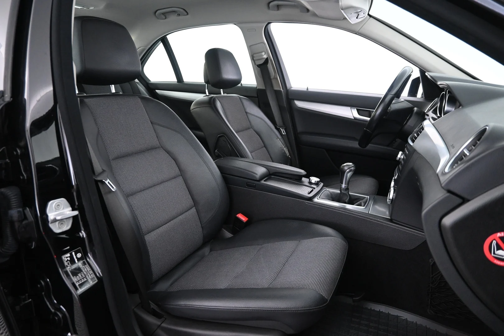 Car Image - 7dTj2q6y9qxjHIzNUygidU
