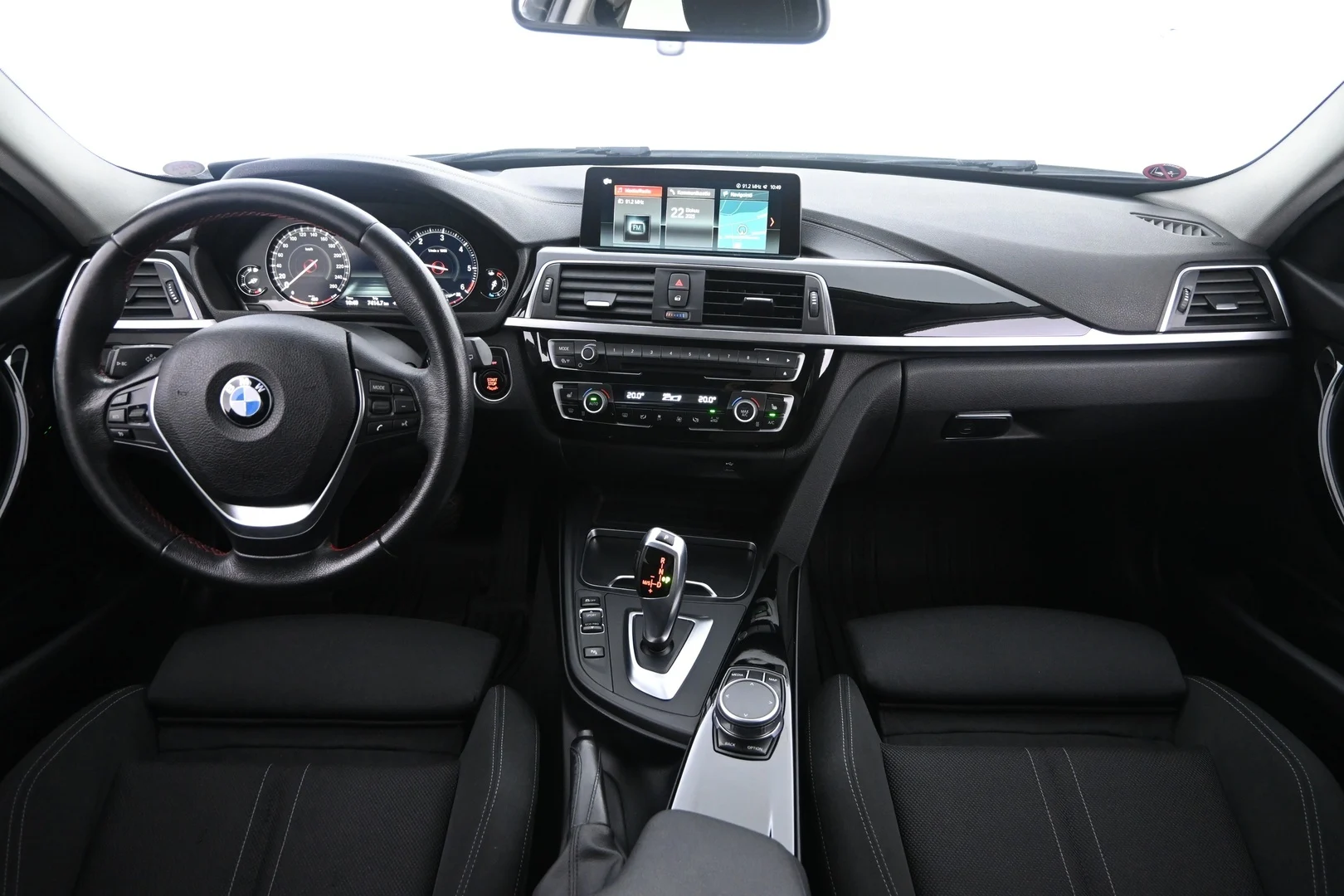 Car Image - tOxEis1w81TwUUeUOVkh5