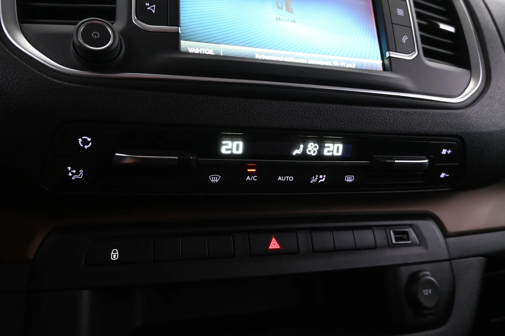 Car Image - 21uC8C11efLx47yy3pnDQ5