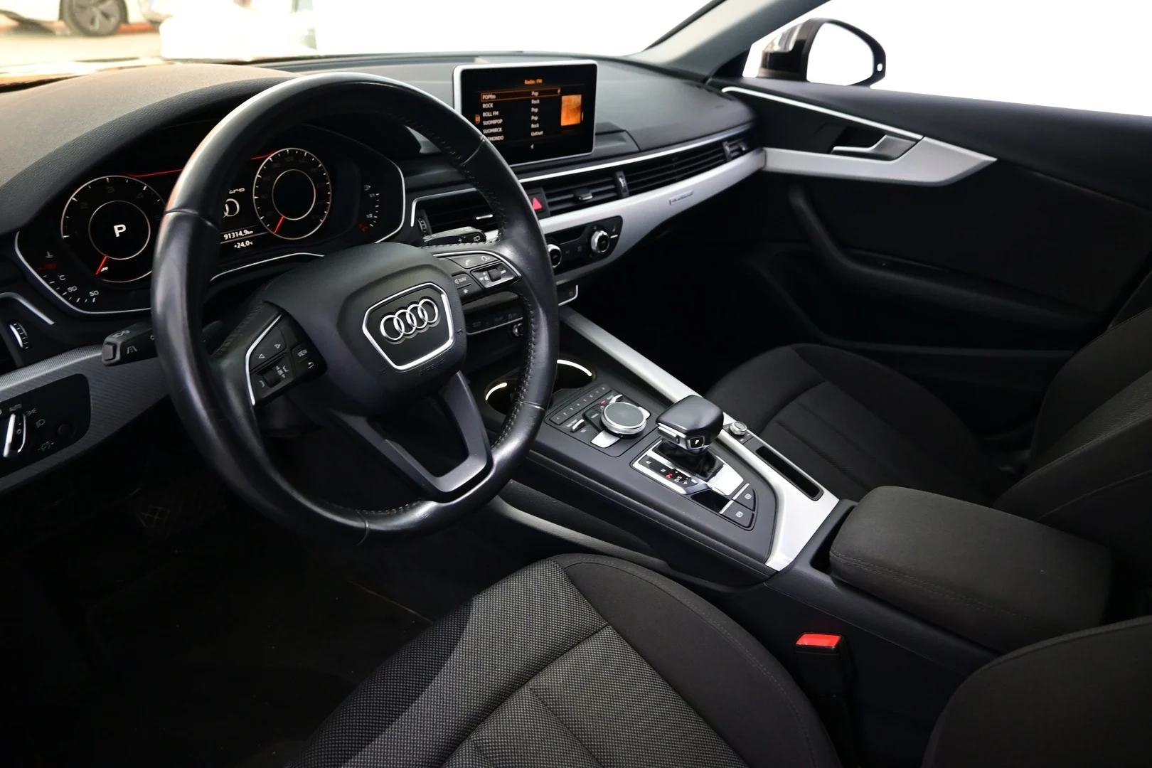Car Image - 5GMxG1GYFYx09TM2DthgjV