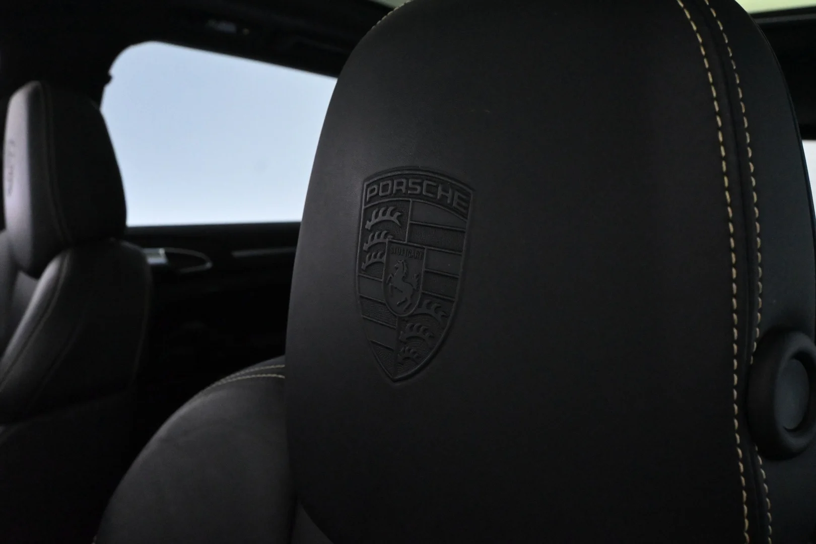 Car Image - 2JgLqTEthR90tVLp8p5Q1T