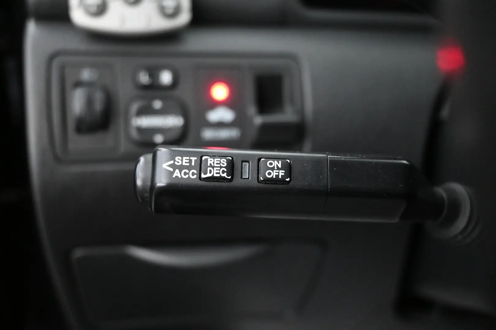 Car Image - 3NEEsG9HoXrzNXrJG4svRc