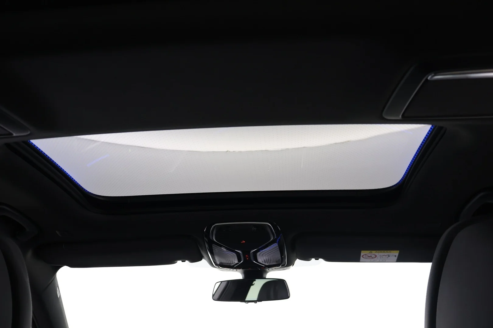 Car Image - liVEyLGqy73B1bmfjZ2No