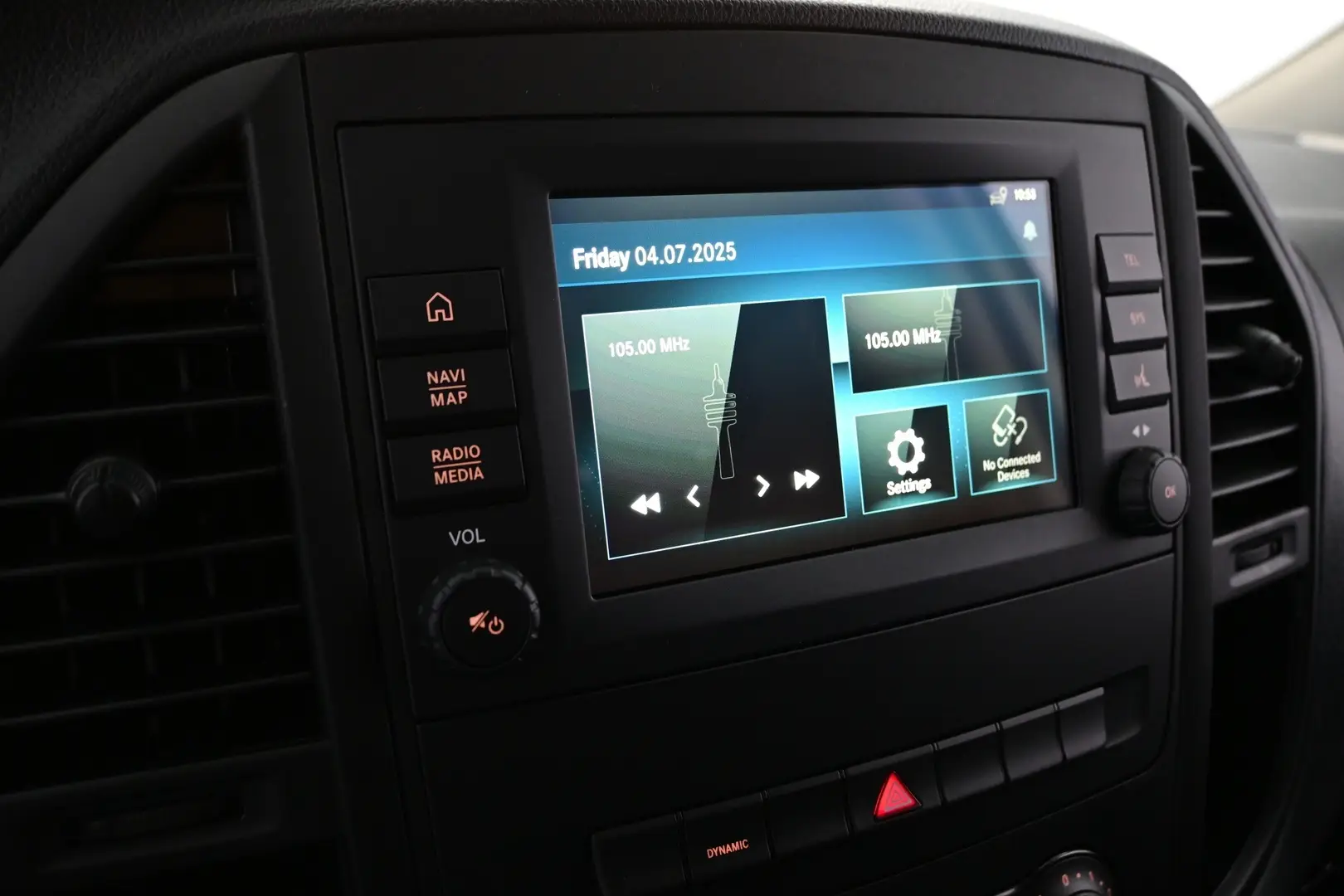 Car Image - 43i0VnkIXdHaSrc7SyA2Jv