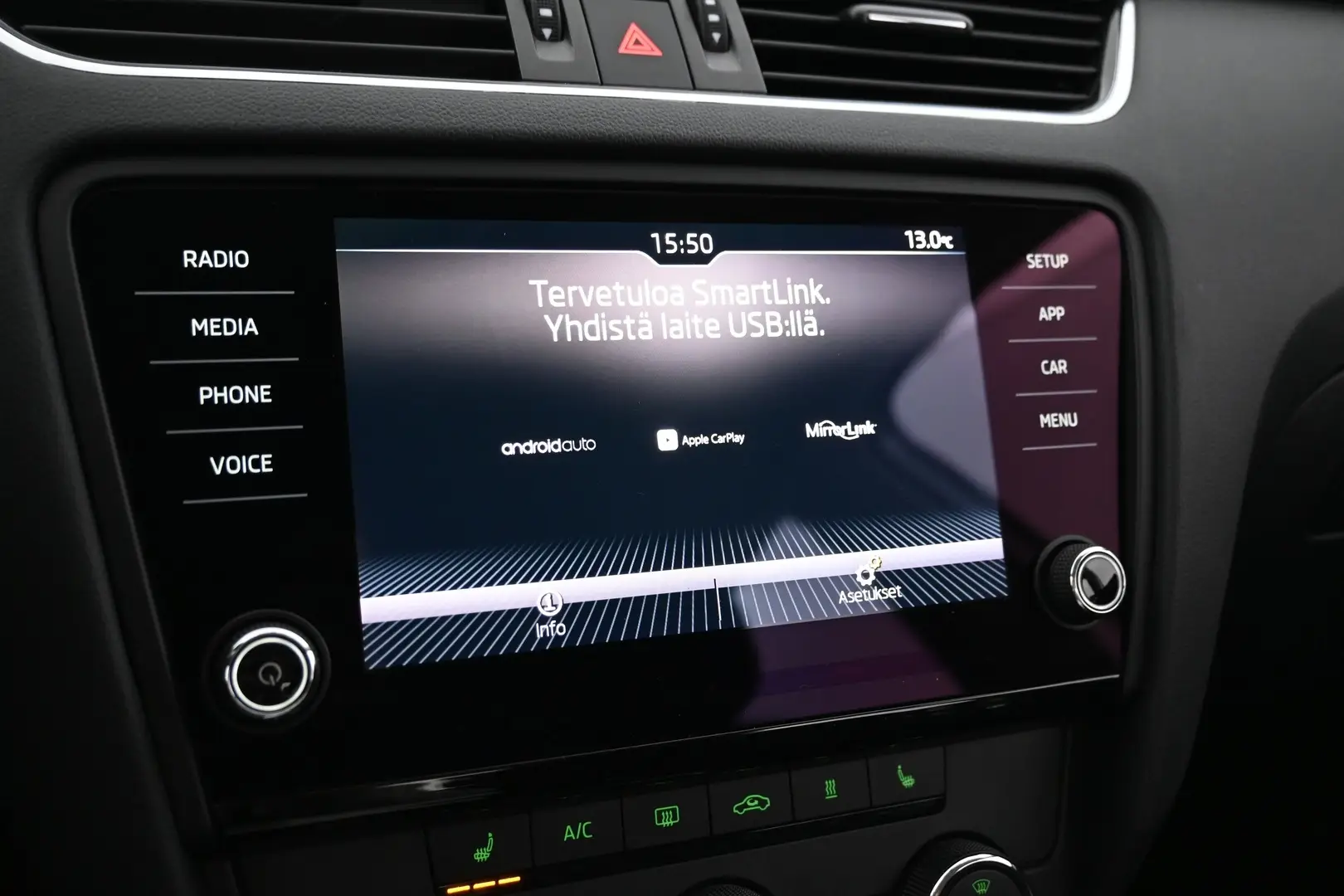 Car Image - 5UxozruUhcRIn5c3jeUMLm