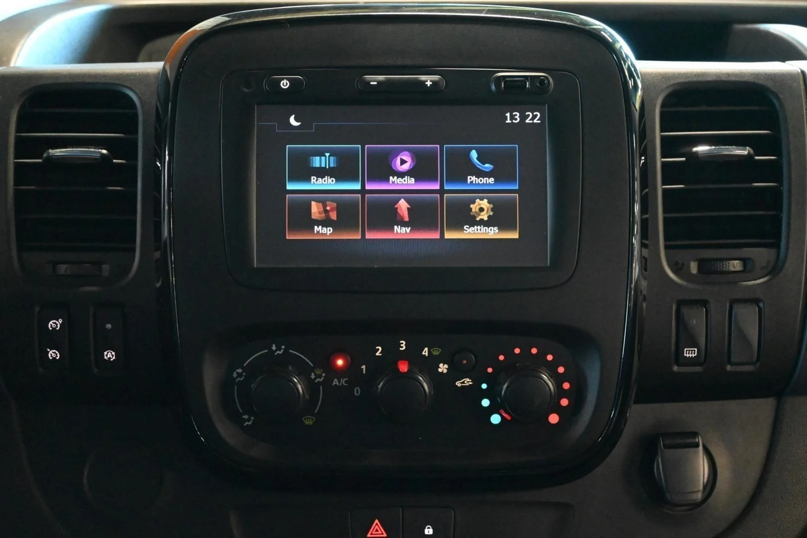Car Image - 4qhEZQ710CPyITQjn7afU1