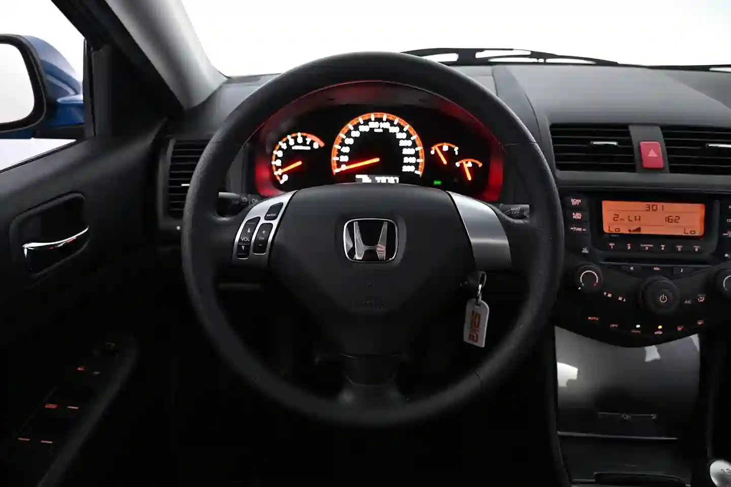 Car Image - 295mY0HRV8SfjM1RscF9lA