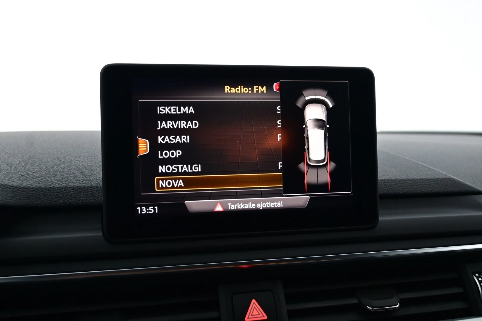 Car Image - 1aYcPEL33i1Z7Ka0vxQs1X
