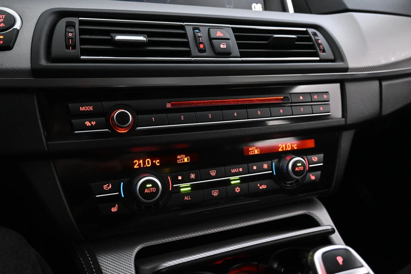 Car Image - 3Yel3771AMqvYGomlSbYbY