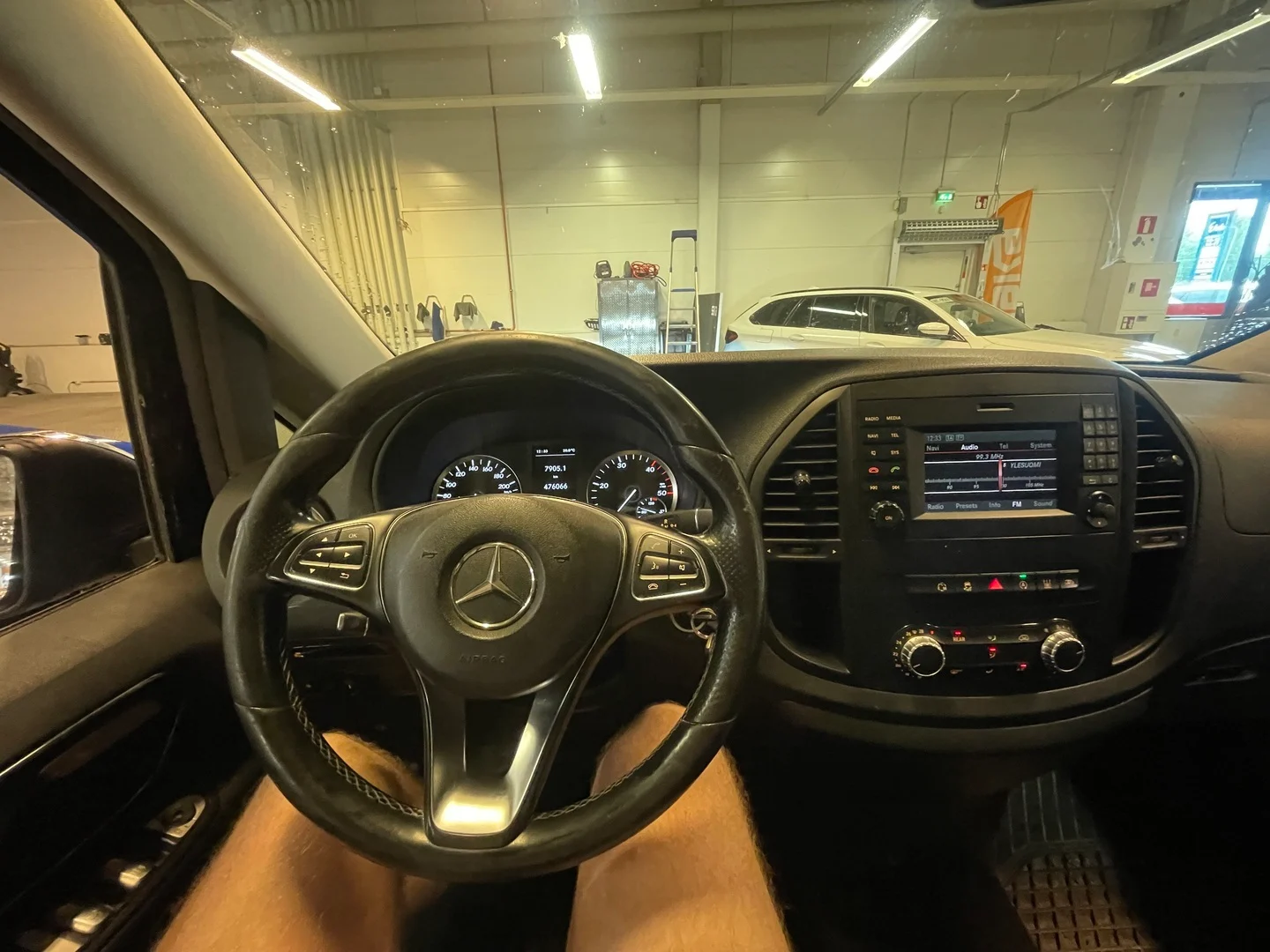 Car Image - DWE53Lfy2qIimK1OftUYM