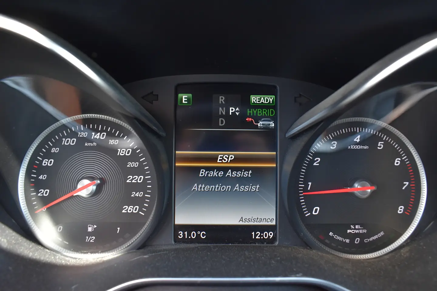 Car Image - Zq0Yu6B92W1nM7QexkPQO