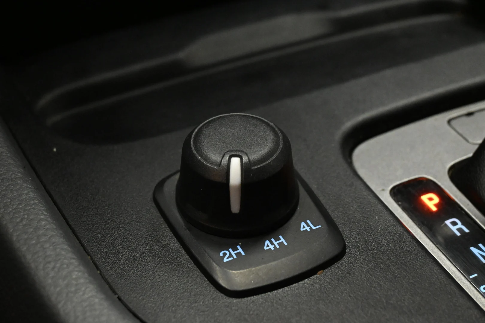 Car Image - 7IXshu5uPD6R3tsbZ3dg7o