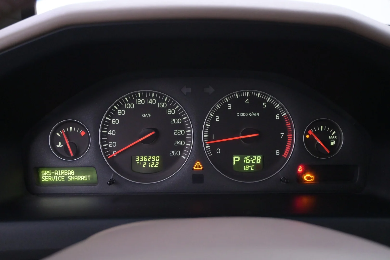 Car Image - 2n0DFbf7vnvlfLa6nnGXCv