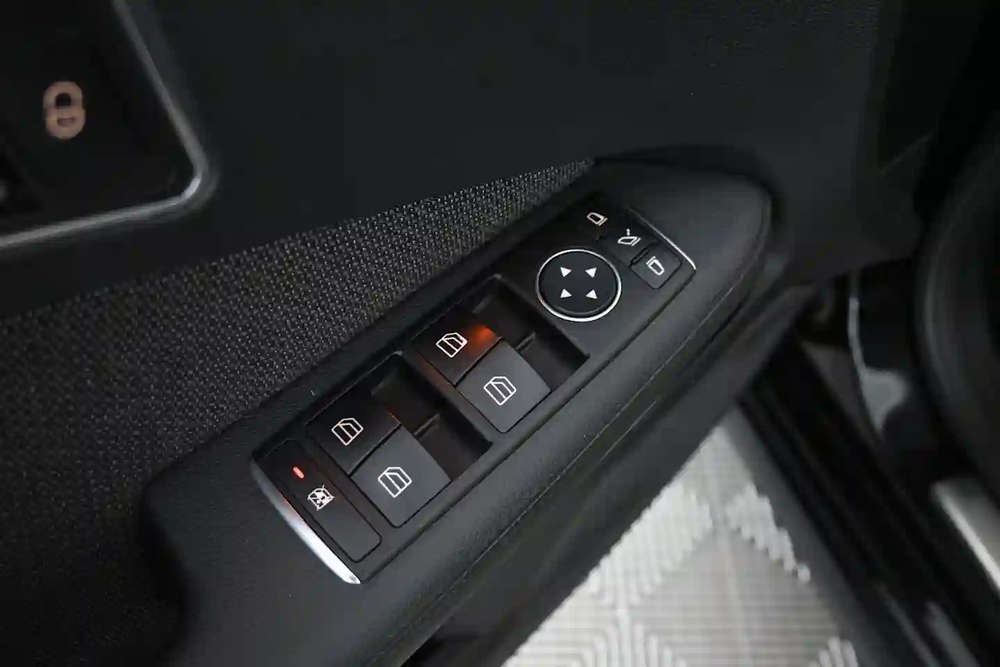 Car Image - 4GnvEMvPiZWbHGf9V3K1PY