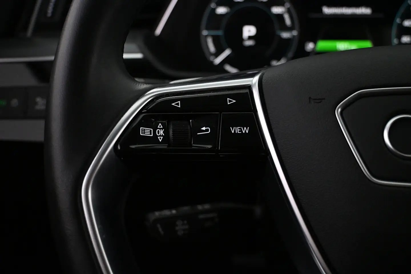 Car Image - 1mAQh5BRQZ33EZxdlqKxU9