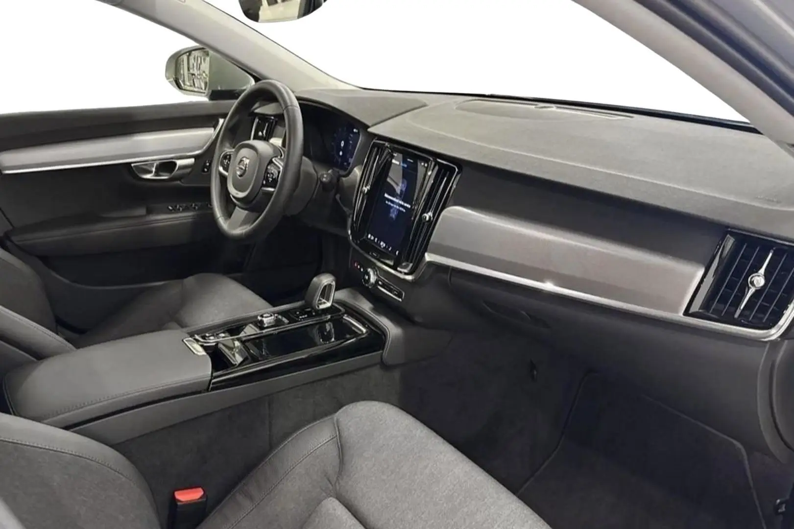 Car Image - CMT5f1eqVrs3em6o6Fxyu