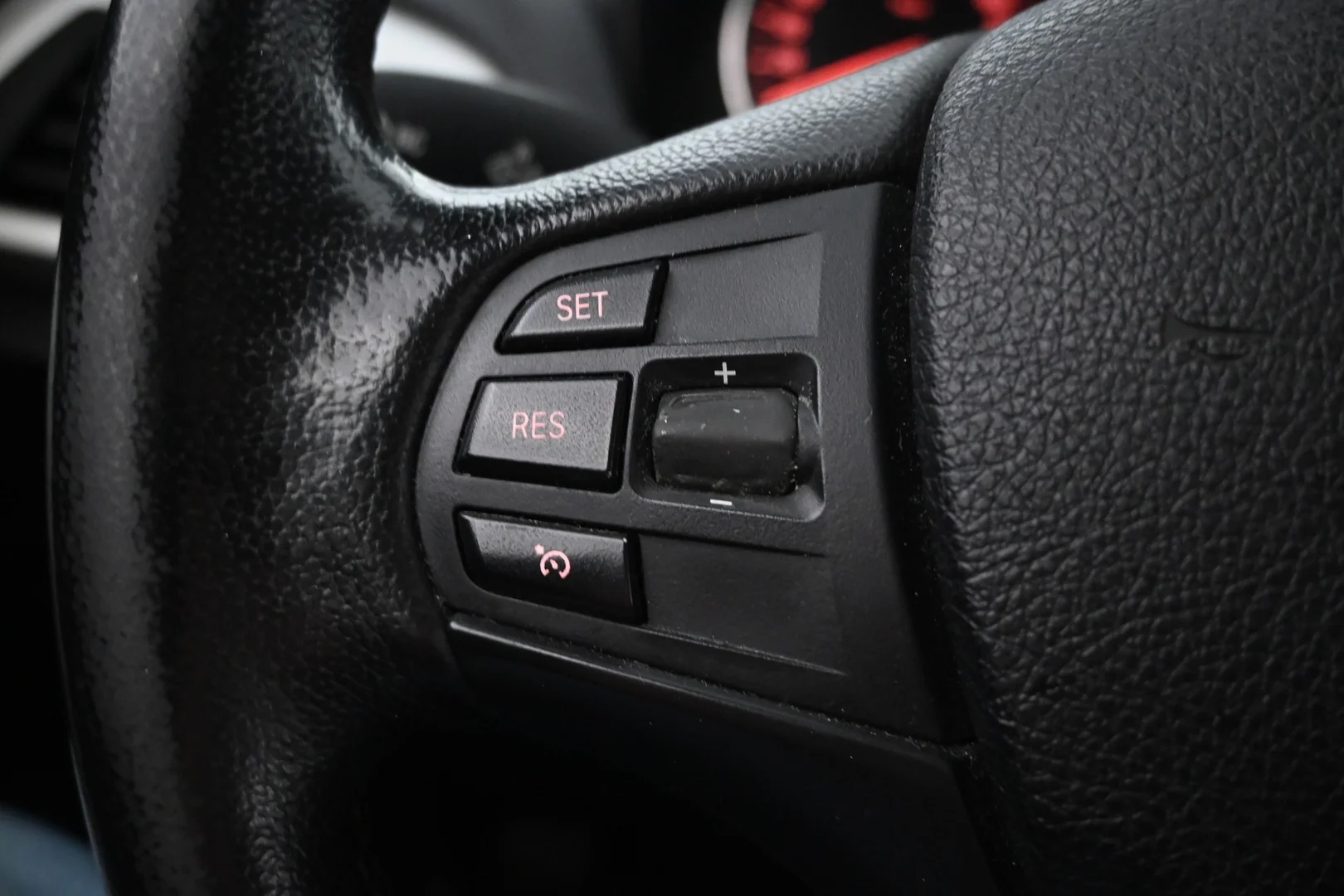 Car Image - 5XSaGntTaxHp8b5nDb4hEi