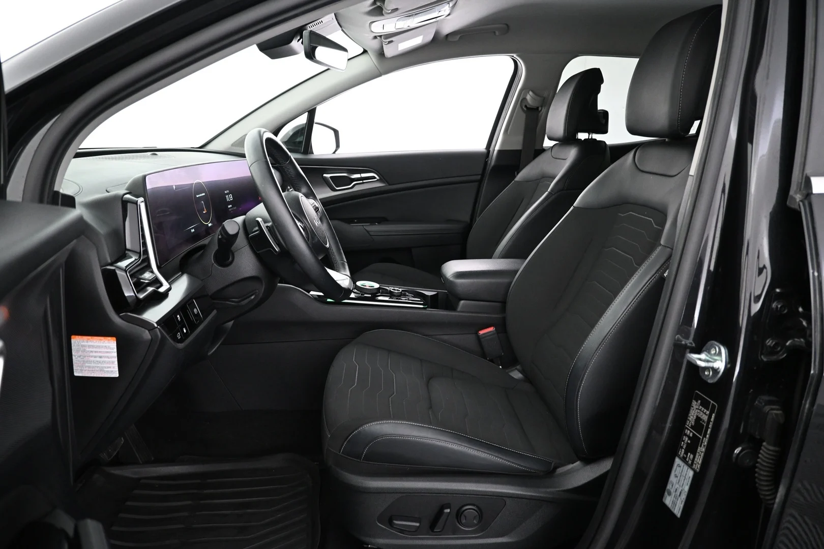 Car Image - 7e2NYlwGKkPMkpFIGonr0d