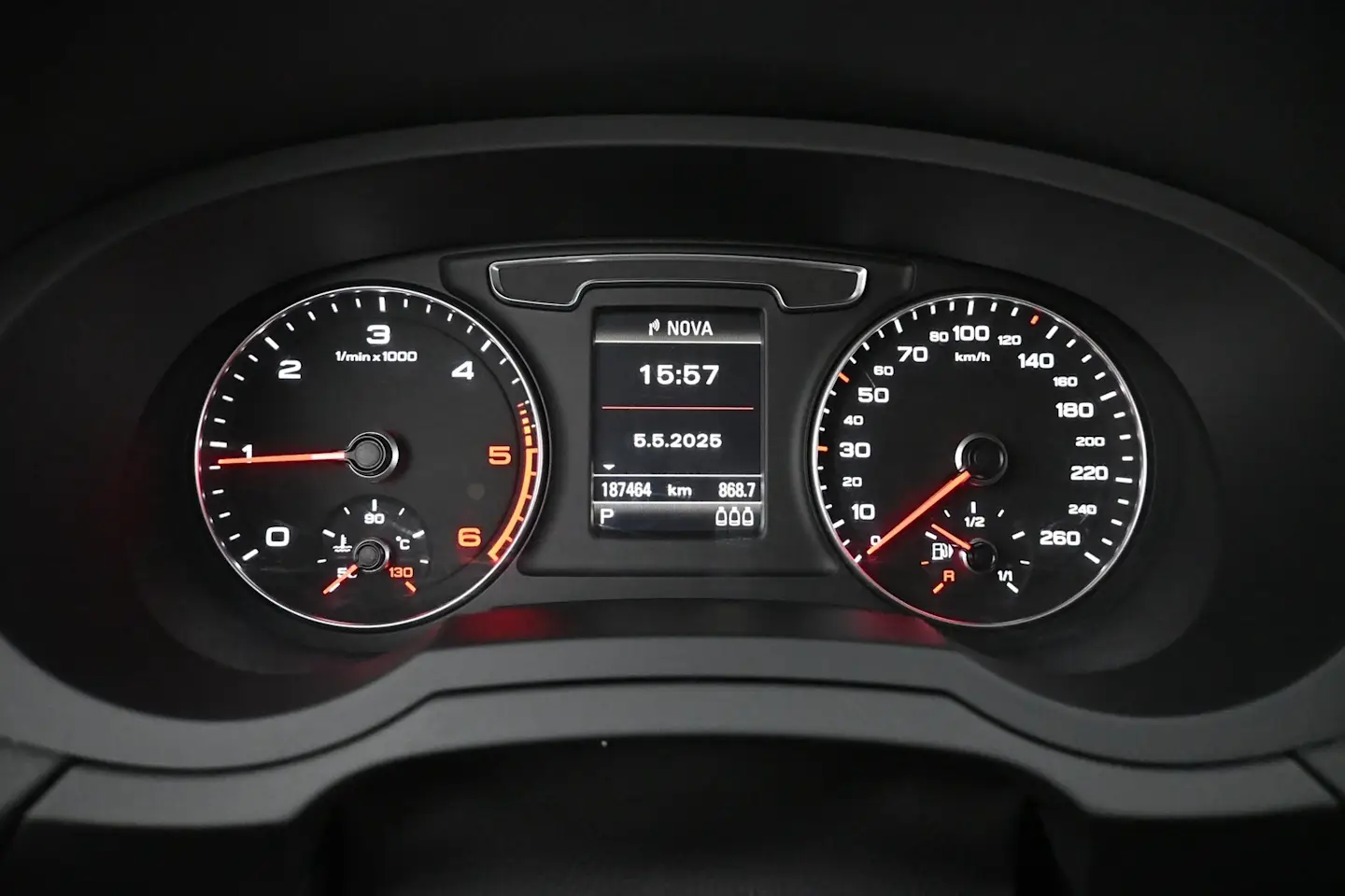 Car Image - 742MCYjj5w4aFsiSyAbi0t