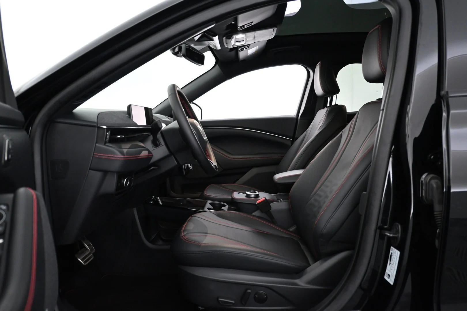 Car Image - 5PRhy2xaho2GO1wiVHoizn