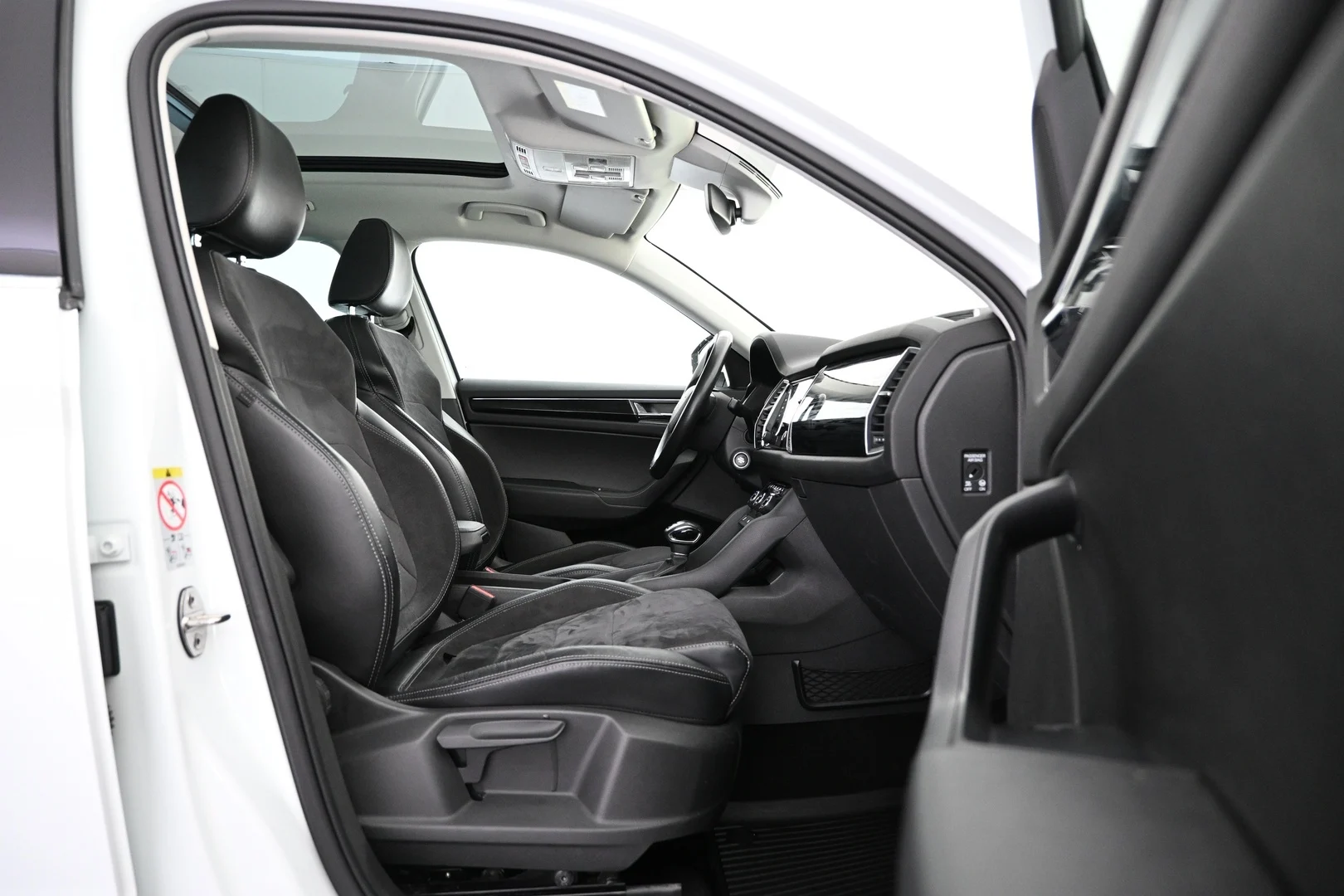 Car Image - 4rwzPUcbVah74ZiH1teJWQ