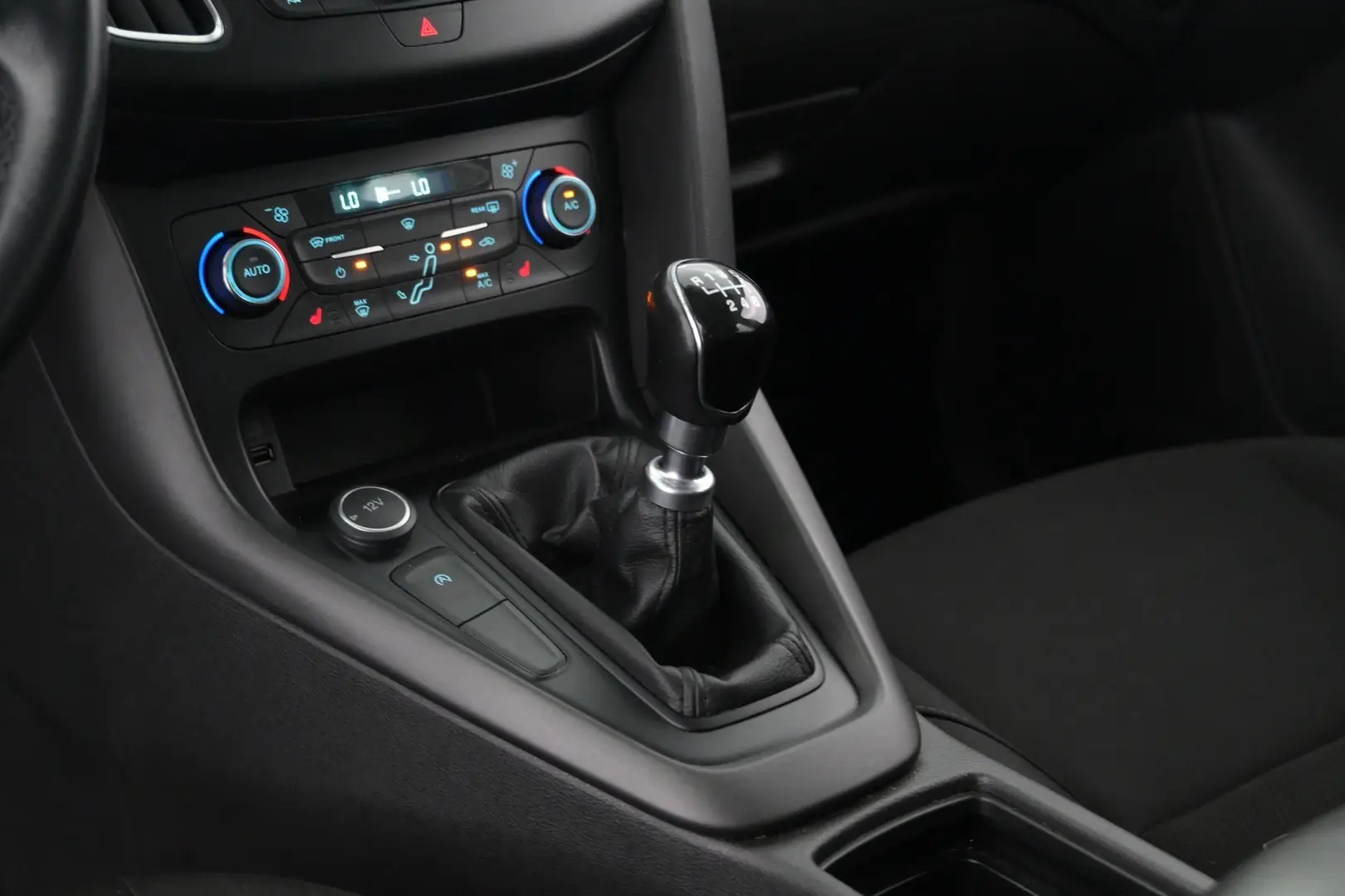 Car Image - 5XDLnUcyIRrAyDfjOuNd6U