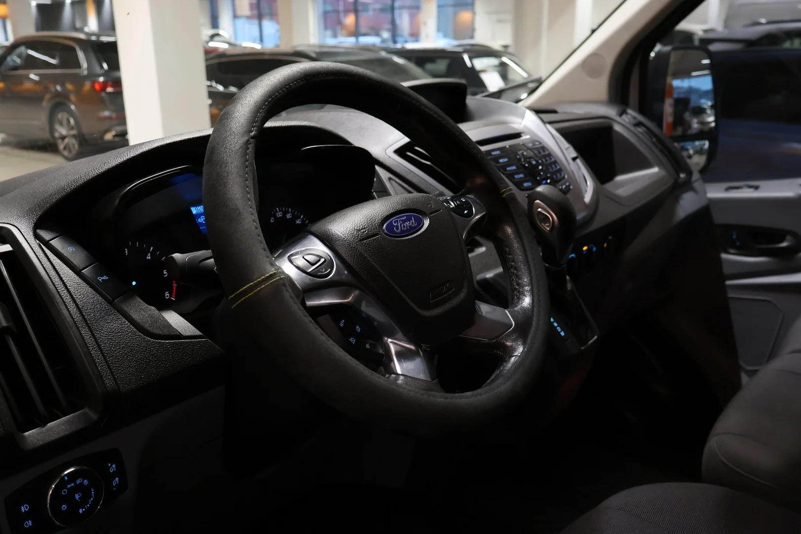 Car Image - RyYJxbuGW6aHLqEnouGzw