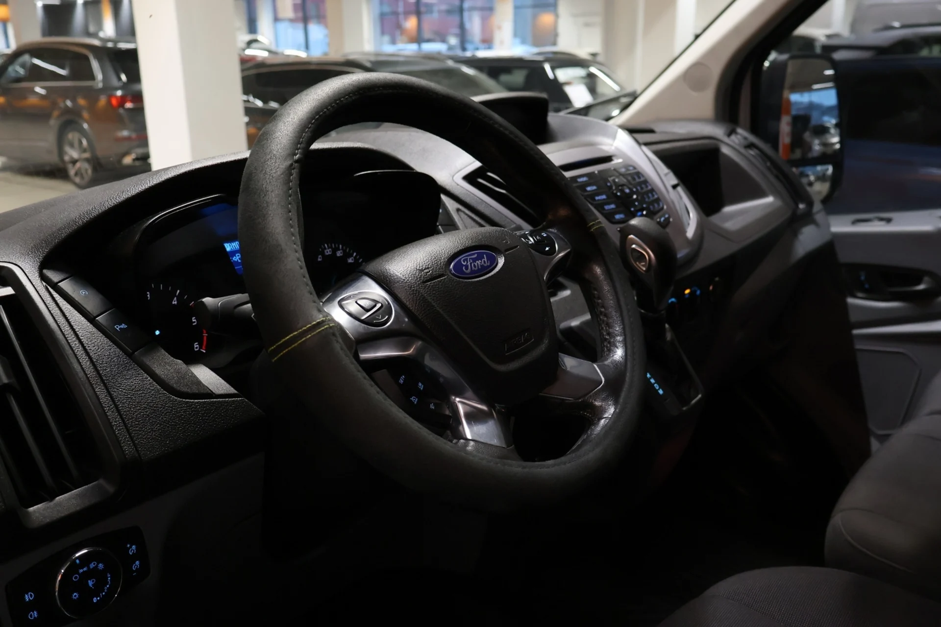 Car Image - RyYJxbuGW6aHLqEnouGzw