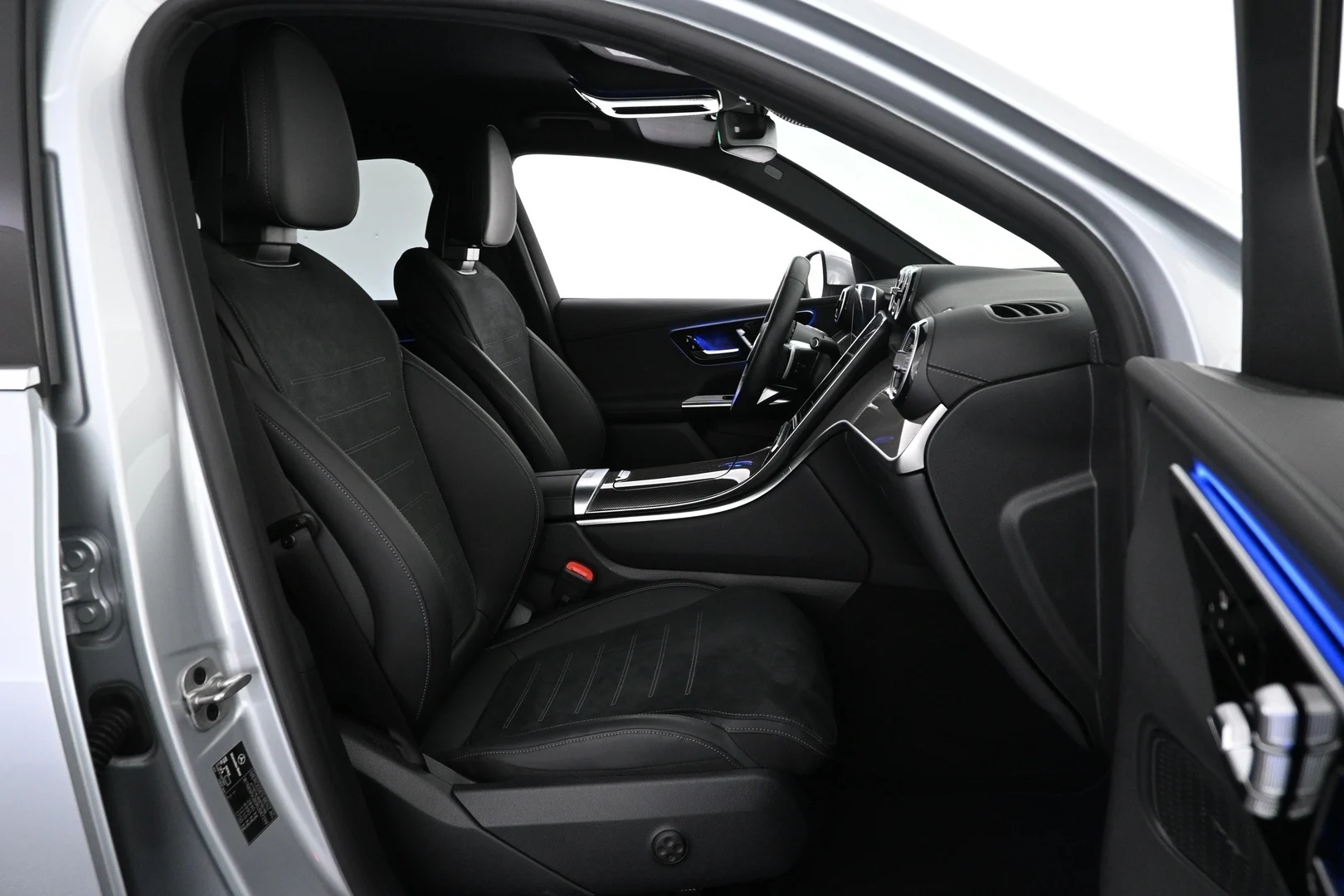 Car Image - 1oQ3l4ivVcJzTJ59PwiQGa