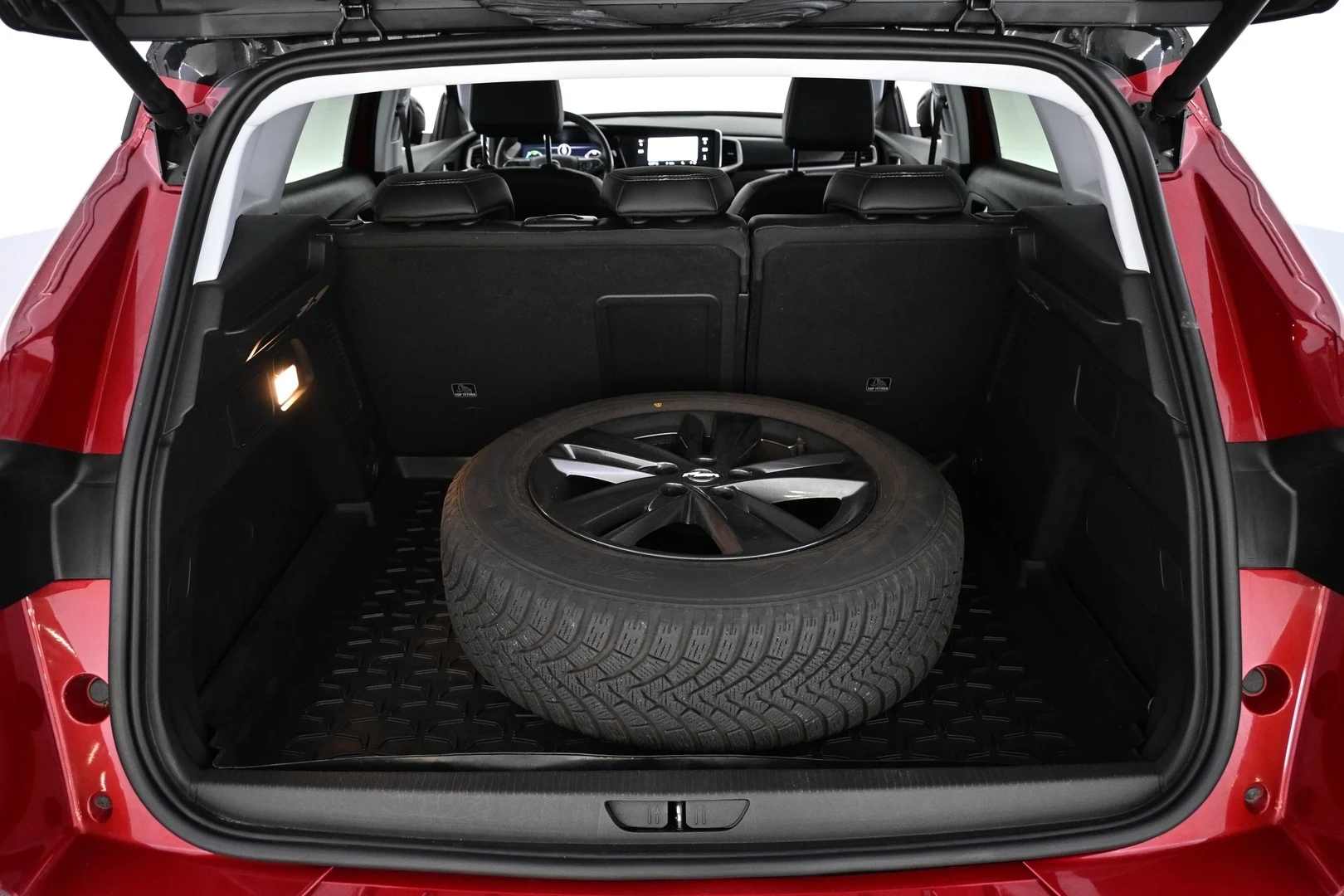 Car Image - 4nNTxu5lyhXcn0ghhPoxfH