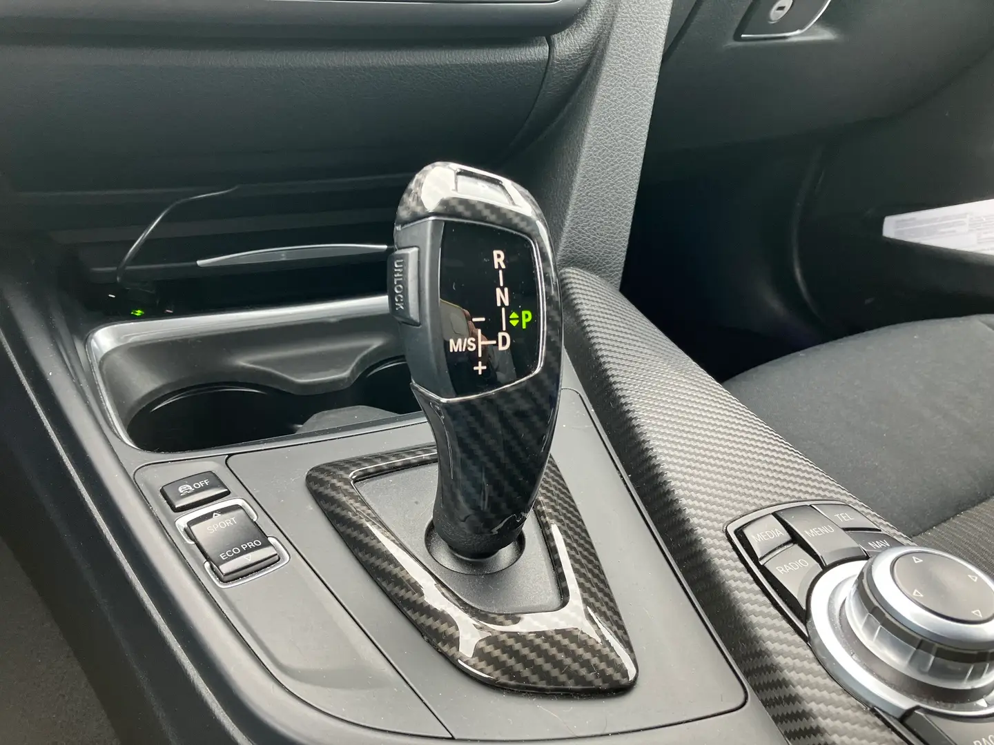 Car Image - 7MT97MbAW0URrDZC37RIU4